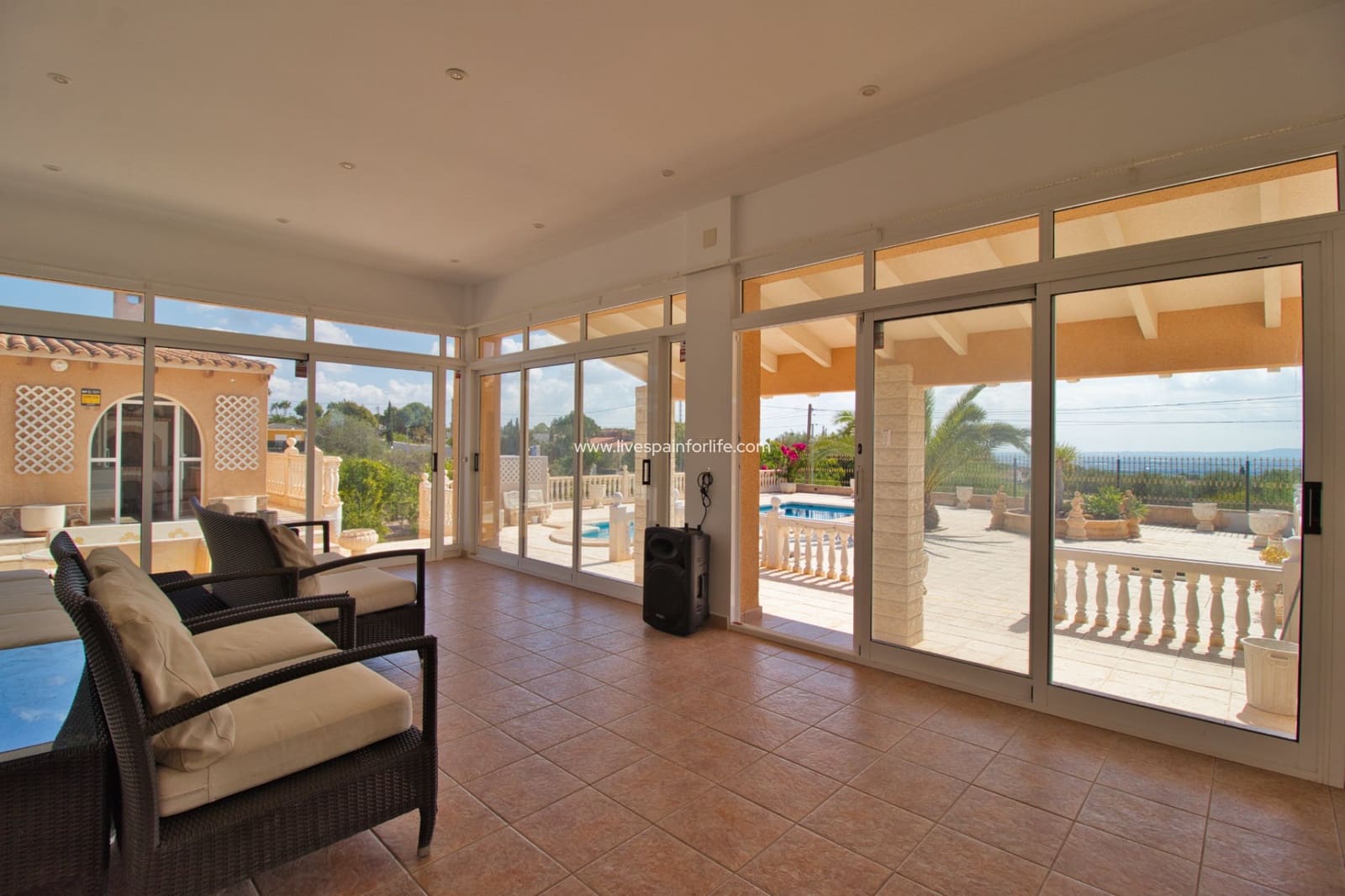 Finca/Casa Rural de 3 habitaciones en Albatera en venta con piscina garaje - 379.995 € (Ref: 9653147)