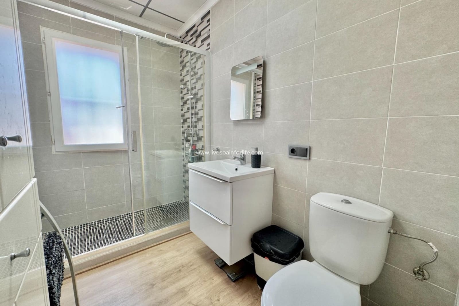 7 sypialnia Finka/Dom wiejski na sprzedaż w Dolores z basenem garażem - 649 000 € (Ref: 9653149)