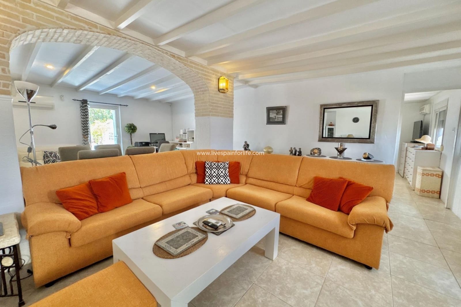 7 sypialnia Finka/Dom wiejski na sprzedaż w Dolores z basenem garażem - 649 000 € (Ref: 9653149)