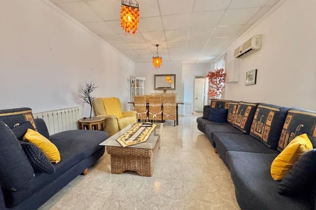 7 sypialnia Finka/Dom wiejski na sprzedaż w Dolores z basenem garażem - 649 000 € (Ref: 9653149)