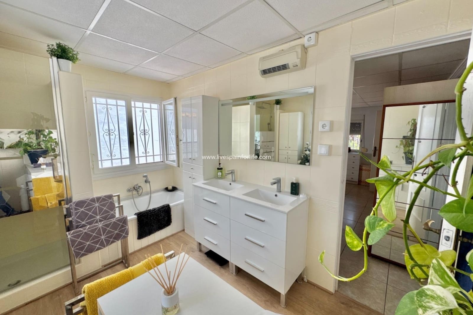 7 sypialnia Finka/Dom wiejski na sprzedaż w Dolores z basenem garażem - 649 000 € (Ref: 9653149)