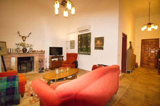 3 sypialnia Finka/Dom wiejski na sprzedaż w Dolores z basenem garażem - 495 000 € (Ref: 9653151)