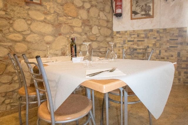 1 makuuhuone Kaupallinen myytävänä paikassa Albatera mukana 
autotalli - 225 000 € (Ref: 9653154)