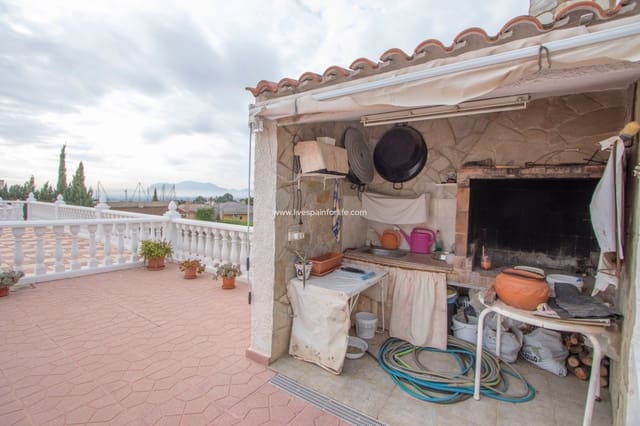 4 soveværelse Finca/Landehus til salg i Albatera med swimmingpool garage - € 367.500 (Ref: 9653156)