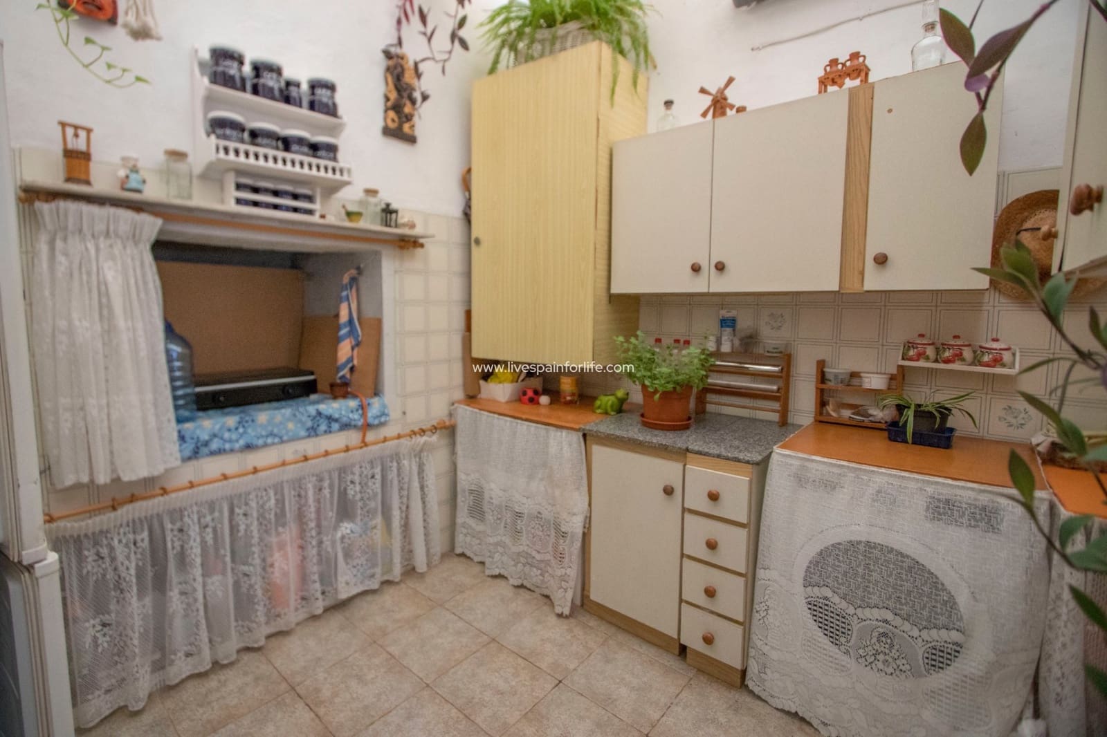 4 soveværelse Finca/Landehus til salg i Albatera med swimmingpool garage - € 367.500 (Ref: 9653156)