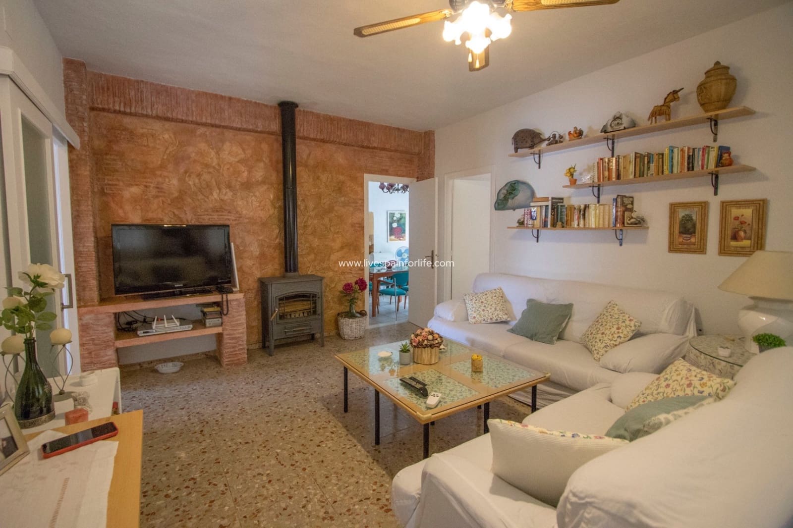 4 soveværelse Finca/Landehus til salg i Albatera med swimmingpool garage - € 367.500 (Ref: 9653157)