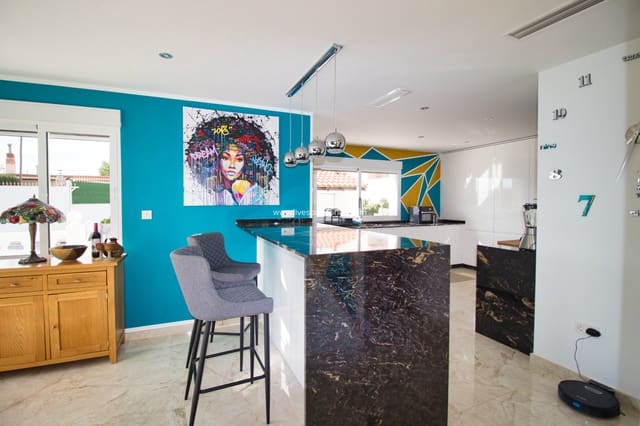 3 Zimmer Finca/Landgut zu verkaufen in Albatera mit Pool Garage - 410.000 € (Ref: 9653160)