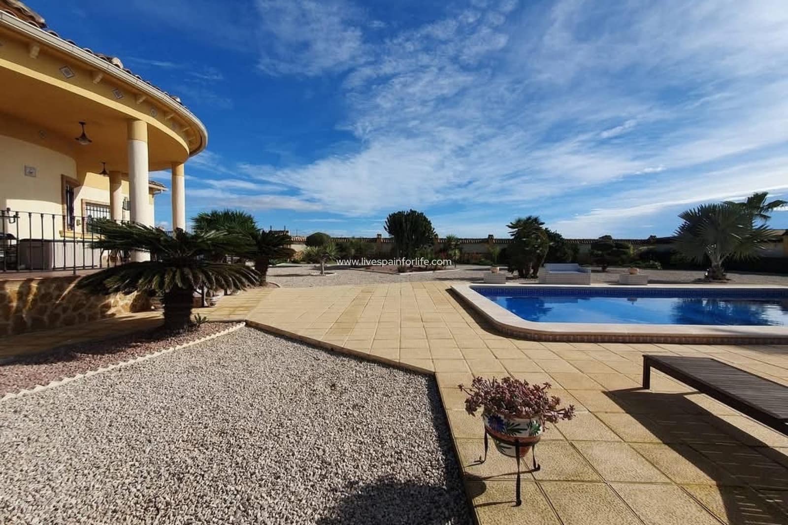 4 chambre Finca/Maison de Campagne à vendre à Catral avec piscine garage - 369 000 € (Ref: 9656948)