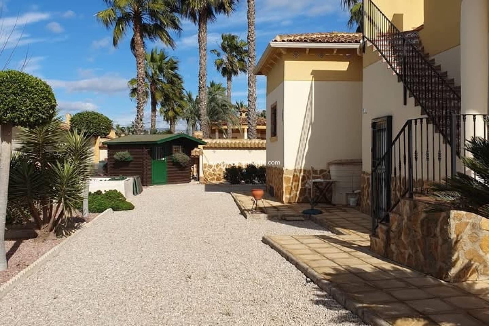 4 chambre Finca/Maison de Campagne à vendre à Catral avec piscine garage - 369 000 € (Ref: 9656948)