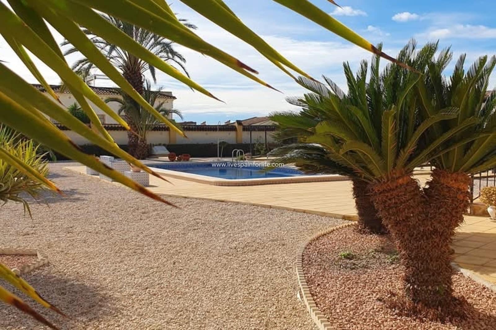 4 chambre Finca/Maison de Campagne à vendre à Catral avec piscine garage - 369 000 € (Ref: 9656948)