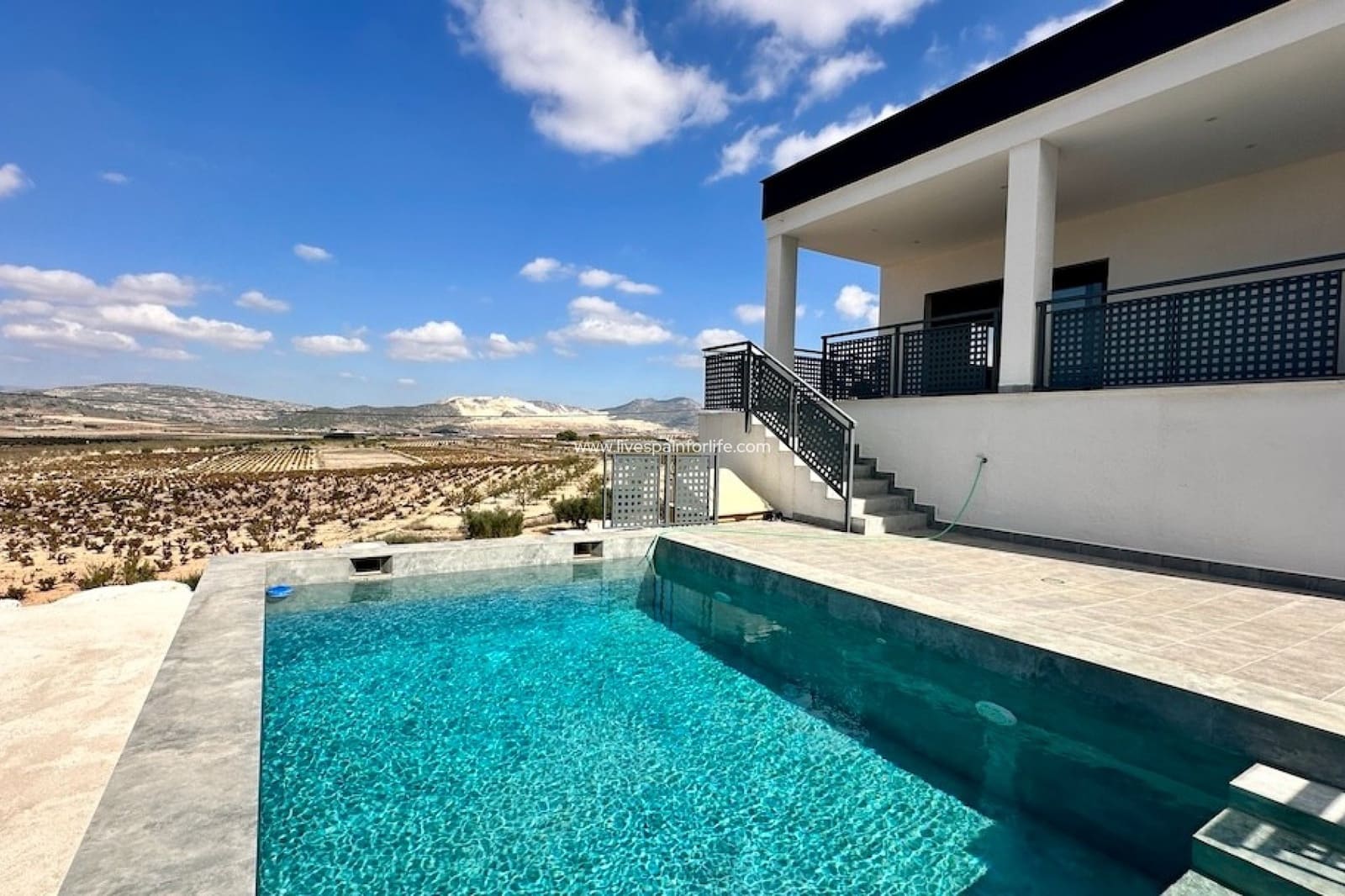 3 soverom Villa til salgs i Canada de la Lena med svømmebasseng garasje - € 329 000 (Ref: 9664069)