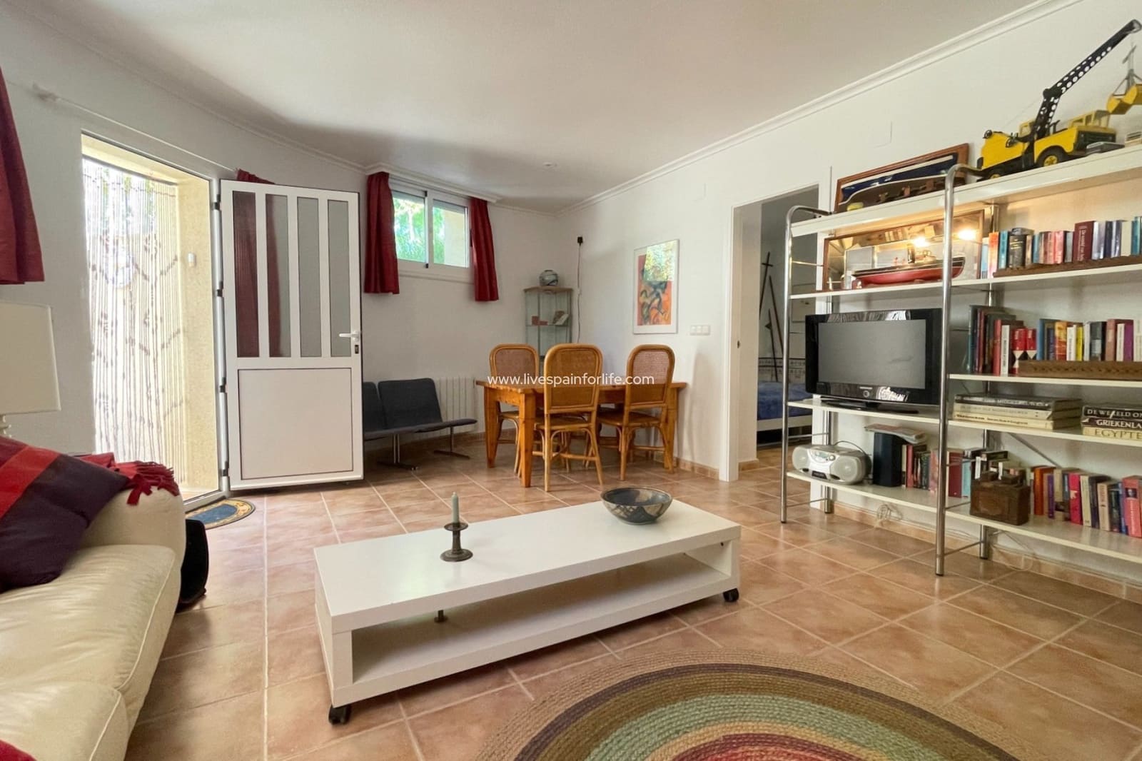 Chalet de 4 habitaciones en Hondón de las Nieves en venta con piscina - 359.950 € (Ref: 9664072)