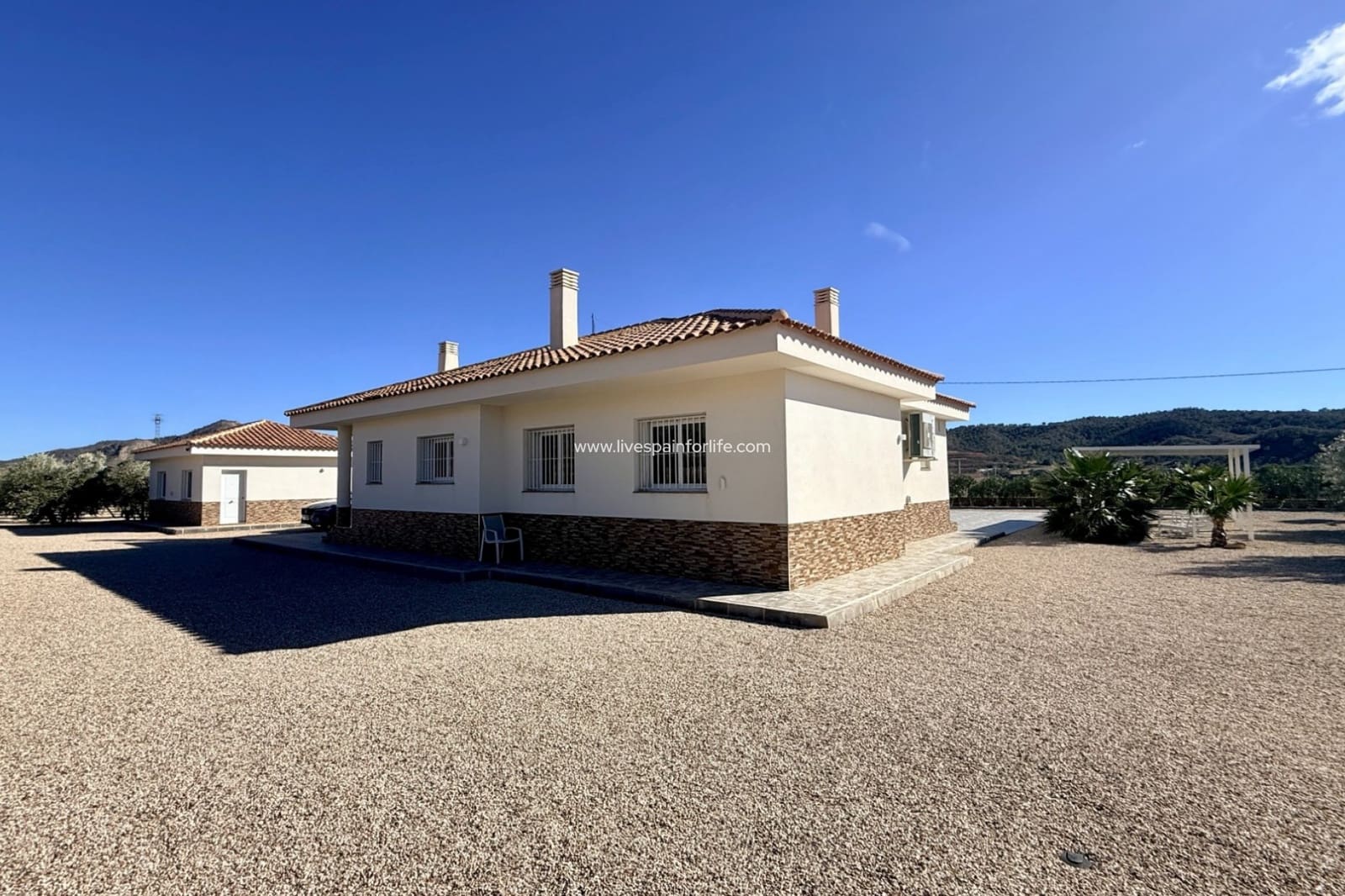 3 sypialnia Willa na sprzedaż w Macisvenda z basenem garażem - 374 950 € (Ref: 9664076)