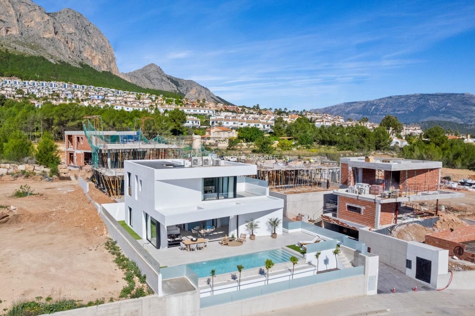 4 soveværelse Villa til salg i Polop med swimmingpool garage - € 725.000 (Ref: 9664089)