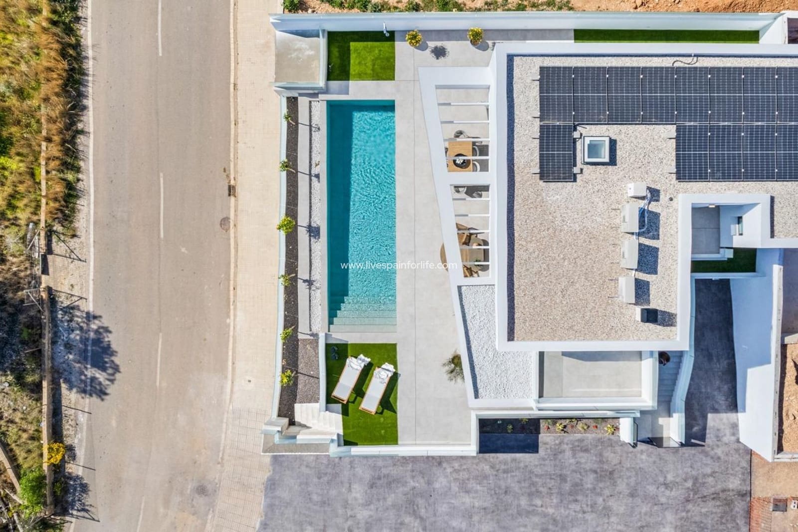 4 soveværelse Villa til salg i Polop med swimmingpool garage - € 725.000 (Ref: 9664089)