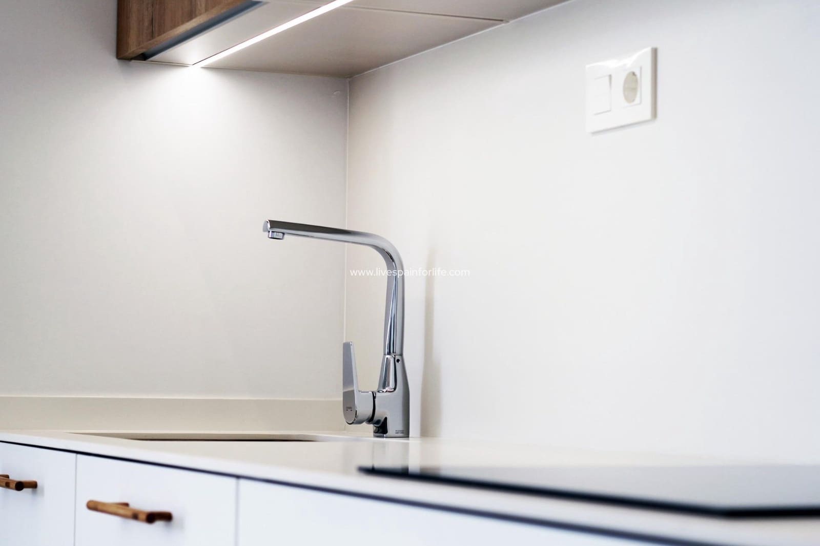 3 sypialnia Bungalow na sprzedaż w Torre de la Horadada z basenem garażem - 380 000 € (Ref: 9664102)