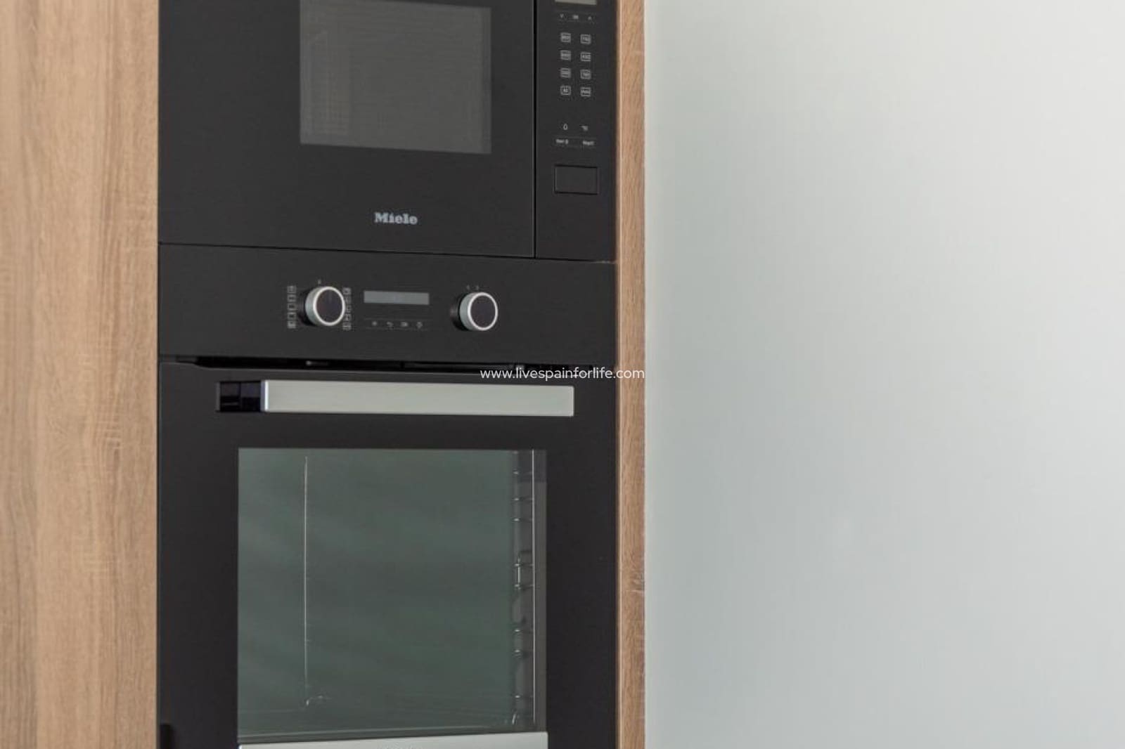 3 sypialnia Dom na sprzedaż w Los Alcazares z basenem garażem - 489 900 € (Ref: 9664112)