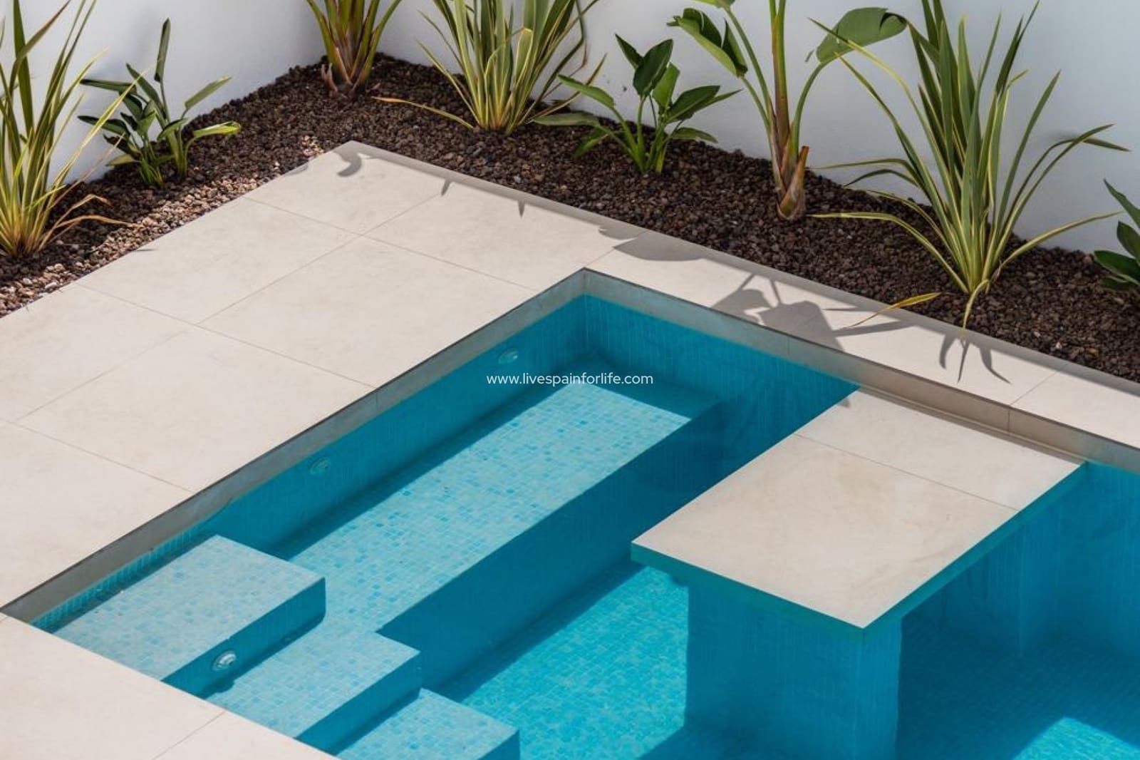 3 sypialnia Dom na sprzedaż w Los Alcazares z basenem garażem - 489 900 € (Ref: 9664112)