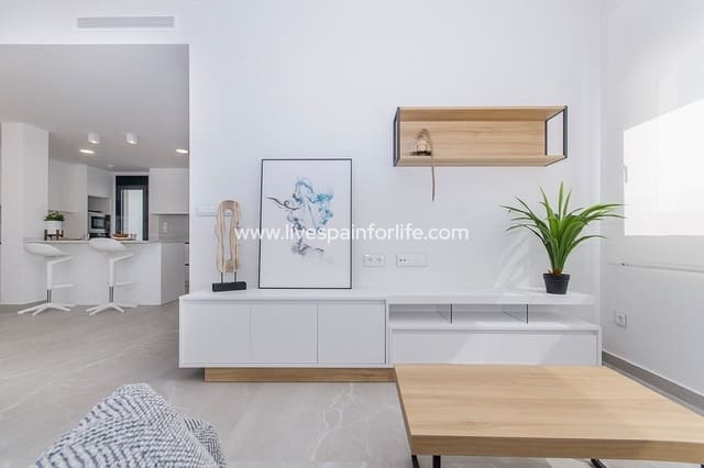 3 slaapkamer Bungalow te koop in San Miguel de Salinas met zwembad garage - € 415.000 (Ref: 9664115)