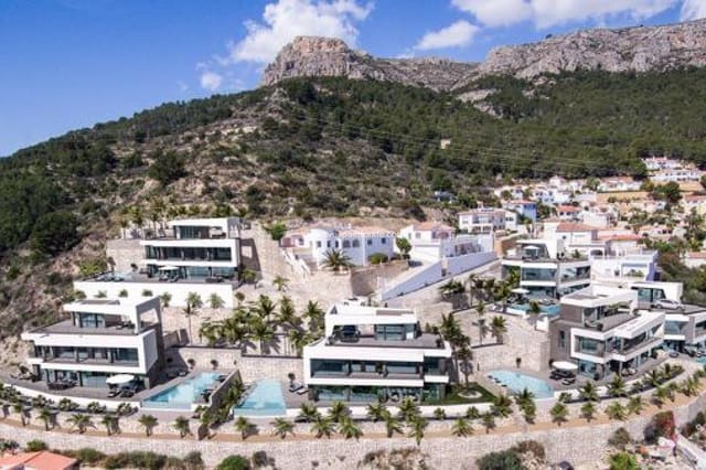 4 chambre Villa/Maison à vendre à Oltamar - Cucarres, Calpe / Calp avec piscine - 1 850 000 € (Ref: 9664122)