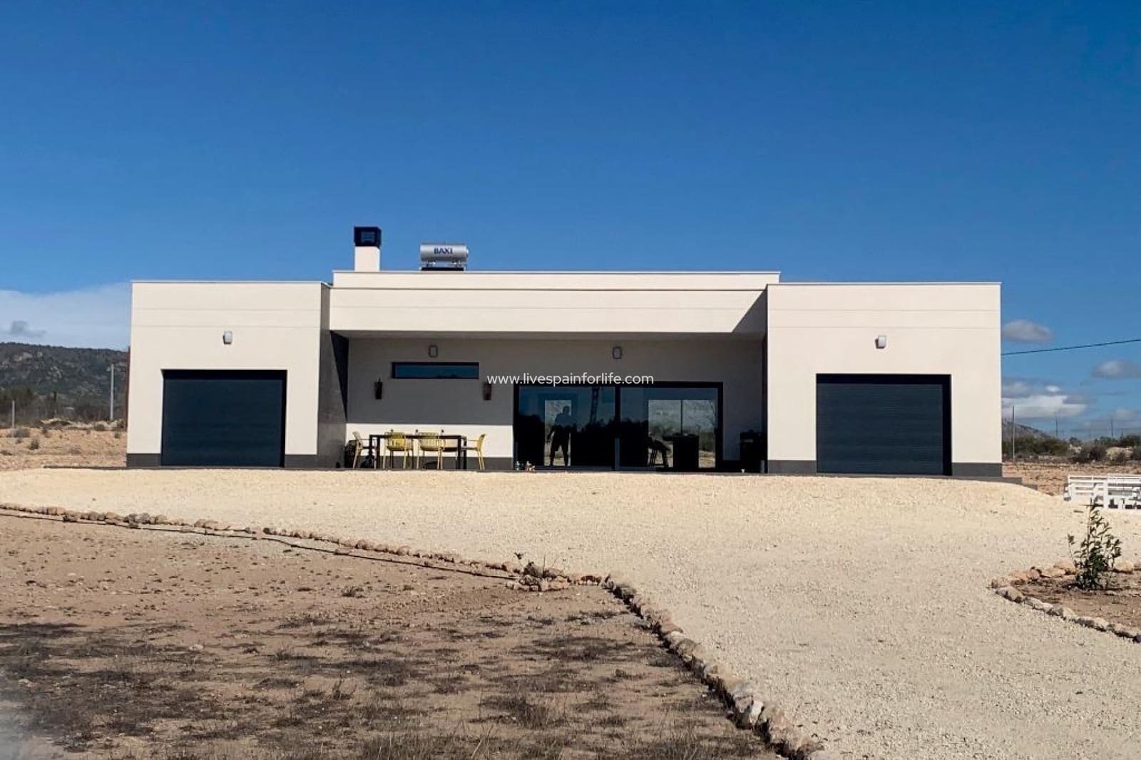 4 sypialnia Willa na sprzedaż w Pinoso z basenem garażem - 436 000 € (Ref: 9664126)