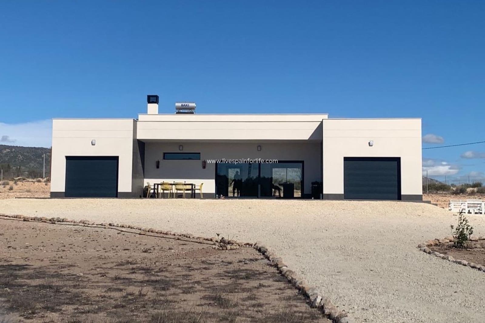 4 sypialnia Willa na sprzedaż w Pinoso z basenem garażem - 436 000 € (Ref: 9664126)