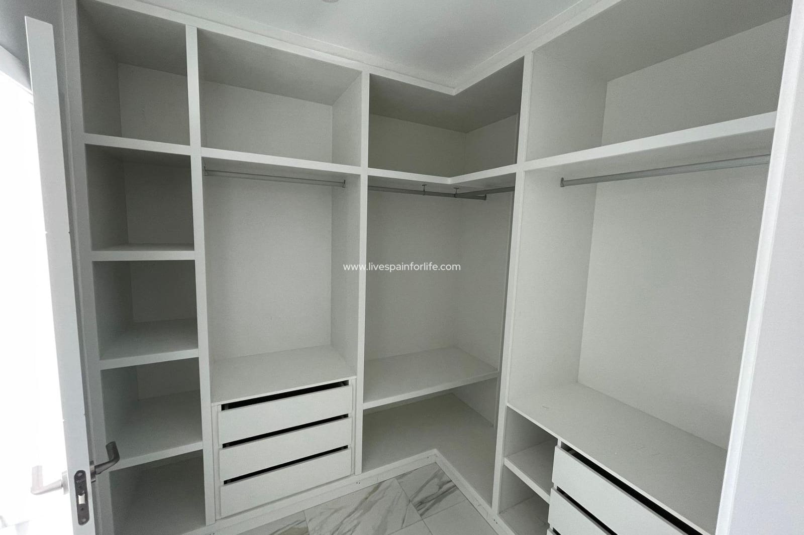 6 soveværelse Villa til salg i Pinoso med swimmingpool garage - € 611.000 (Ref: 9664127)