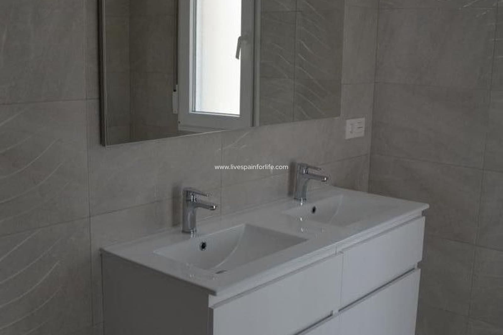 4 sypialnia Willa na sprzedaż w Pinoso z basenem garażem - 505 000 € (Ref: 9664129)