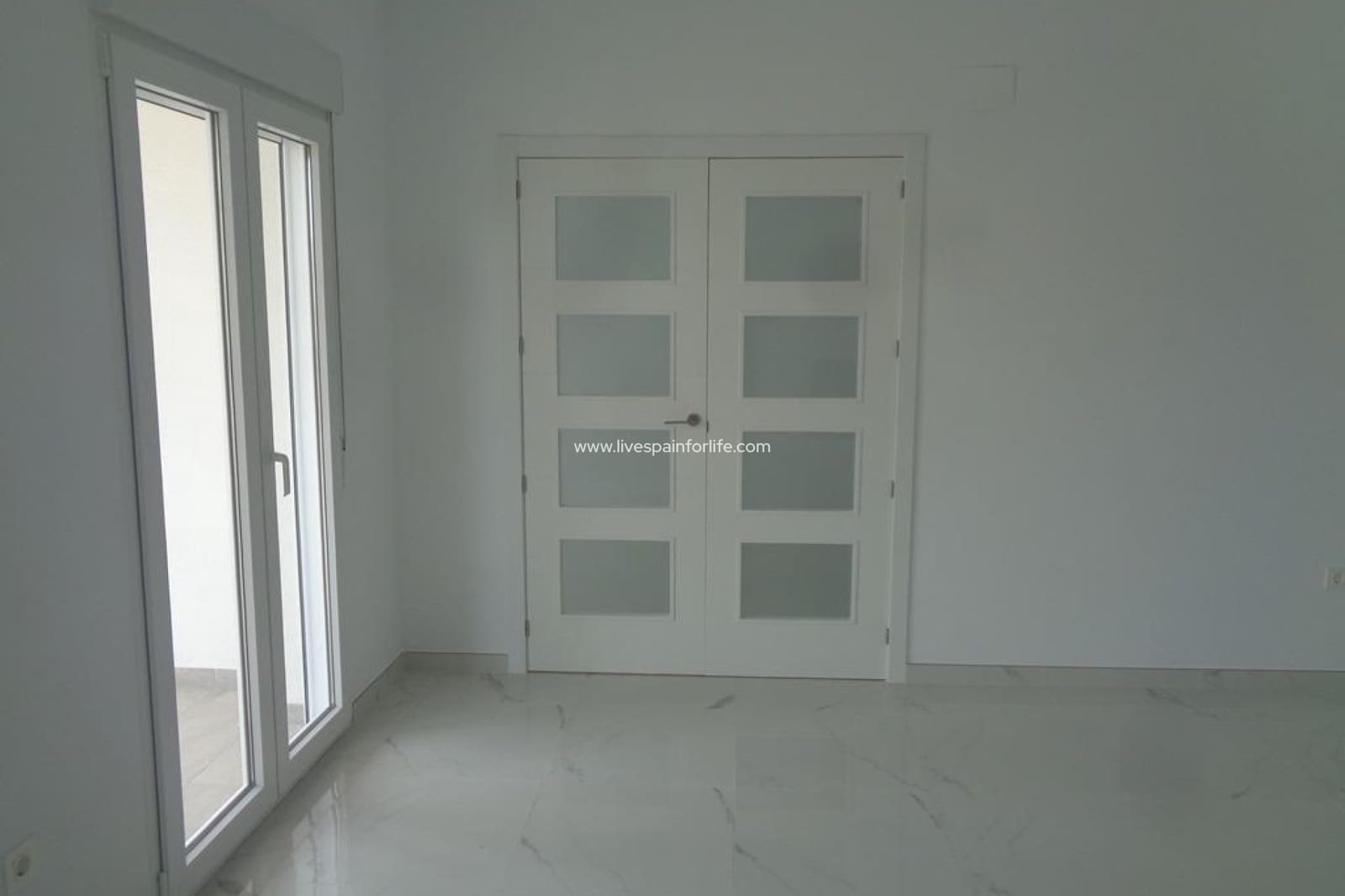 4 soveværelse Villa til salg i Pinoso med swimmingpool garage - € 423.000 (Ref: 9664130)