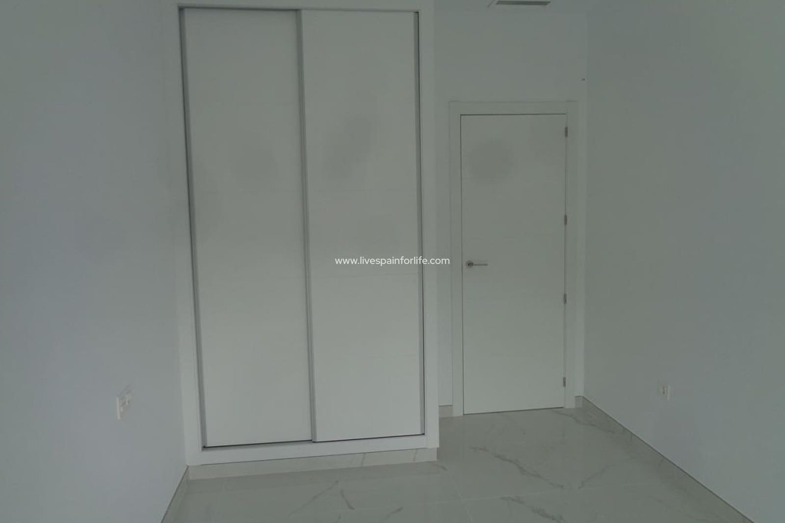 4 soveværelse Villa til salg i Pinoso med swimmingpool garage - € 423.000 (Ref: 9664130)