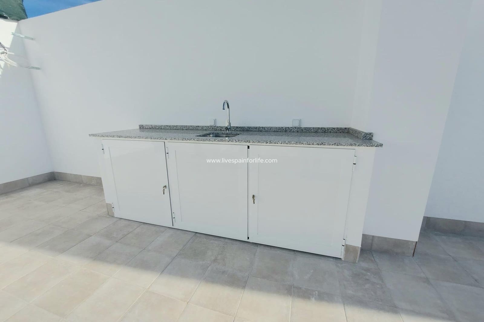 2 bedroom Semi-detached Villa for sale in Roldan with pool garage - € 242,500 (Ref: 9664198)