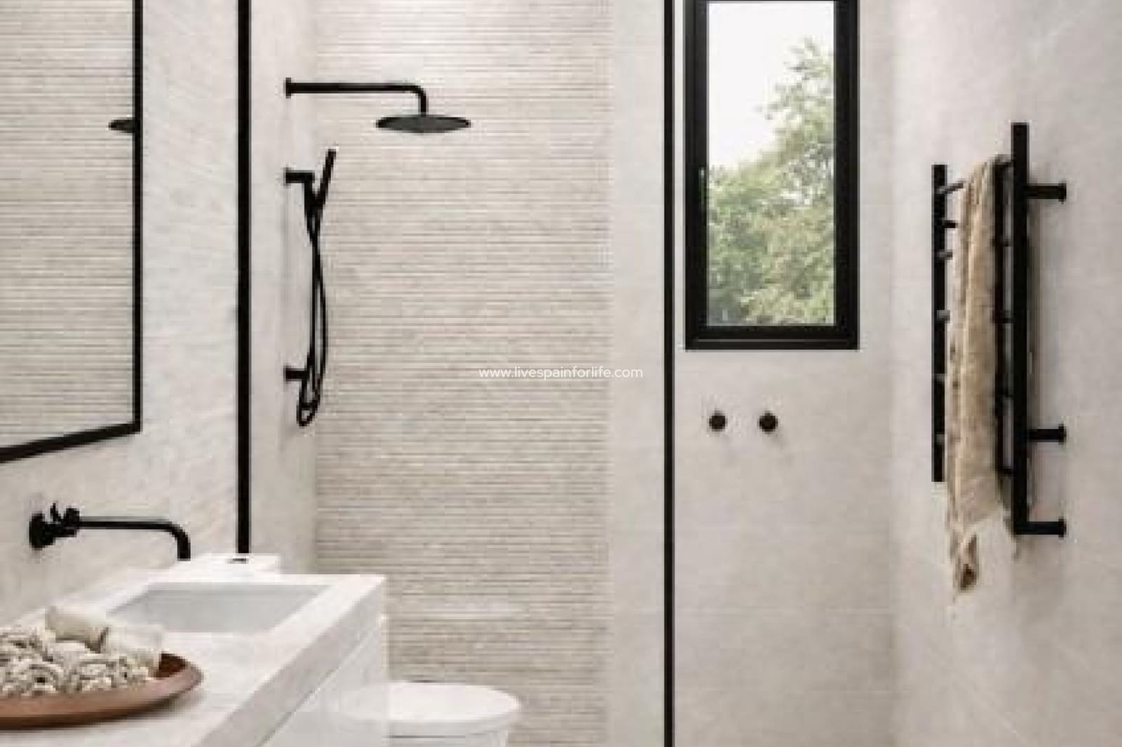 Apartamento de 3 habitaciones en Torrevieja en venta con piscina - 488.000 € (Ref: 9664205)