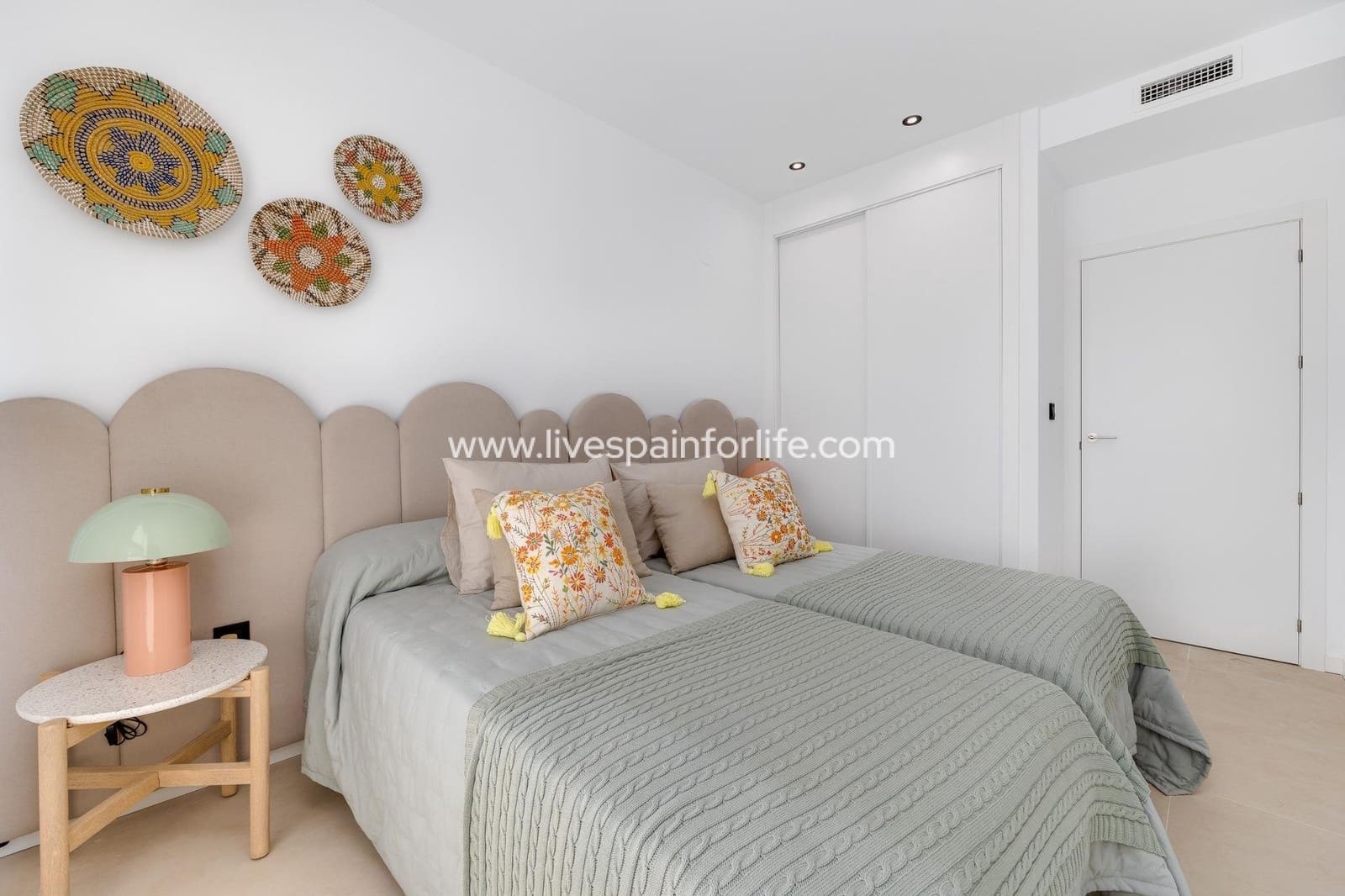 3 bedroom Villa for sale in Los Alcazares with pool garage - € 695,000 (Ref: 9664212)