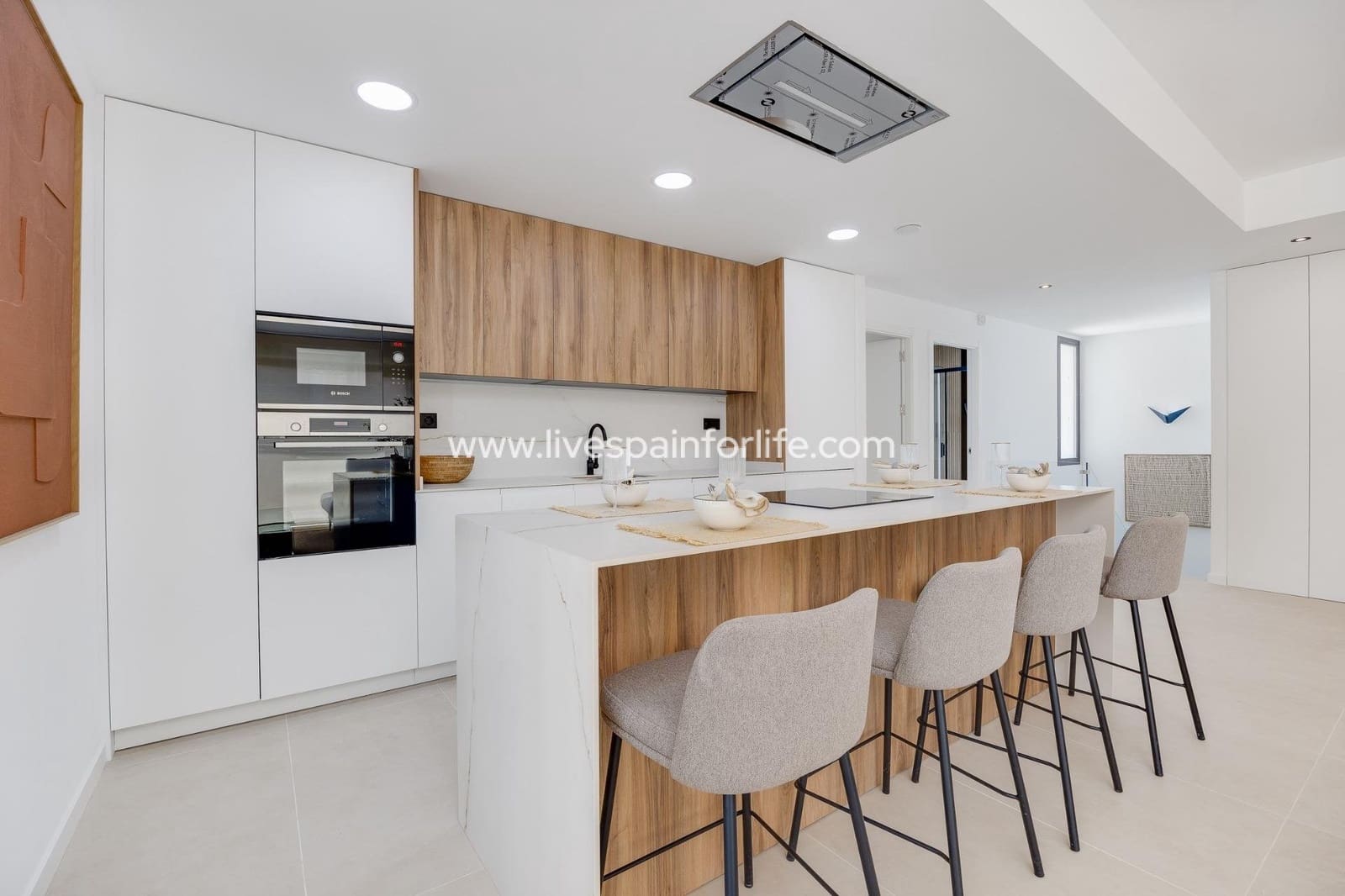 3 bedroom Villa for sale in Los Alcazares with pool garage - € 695,000 (Ref: 9664212)