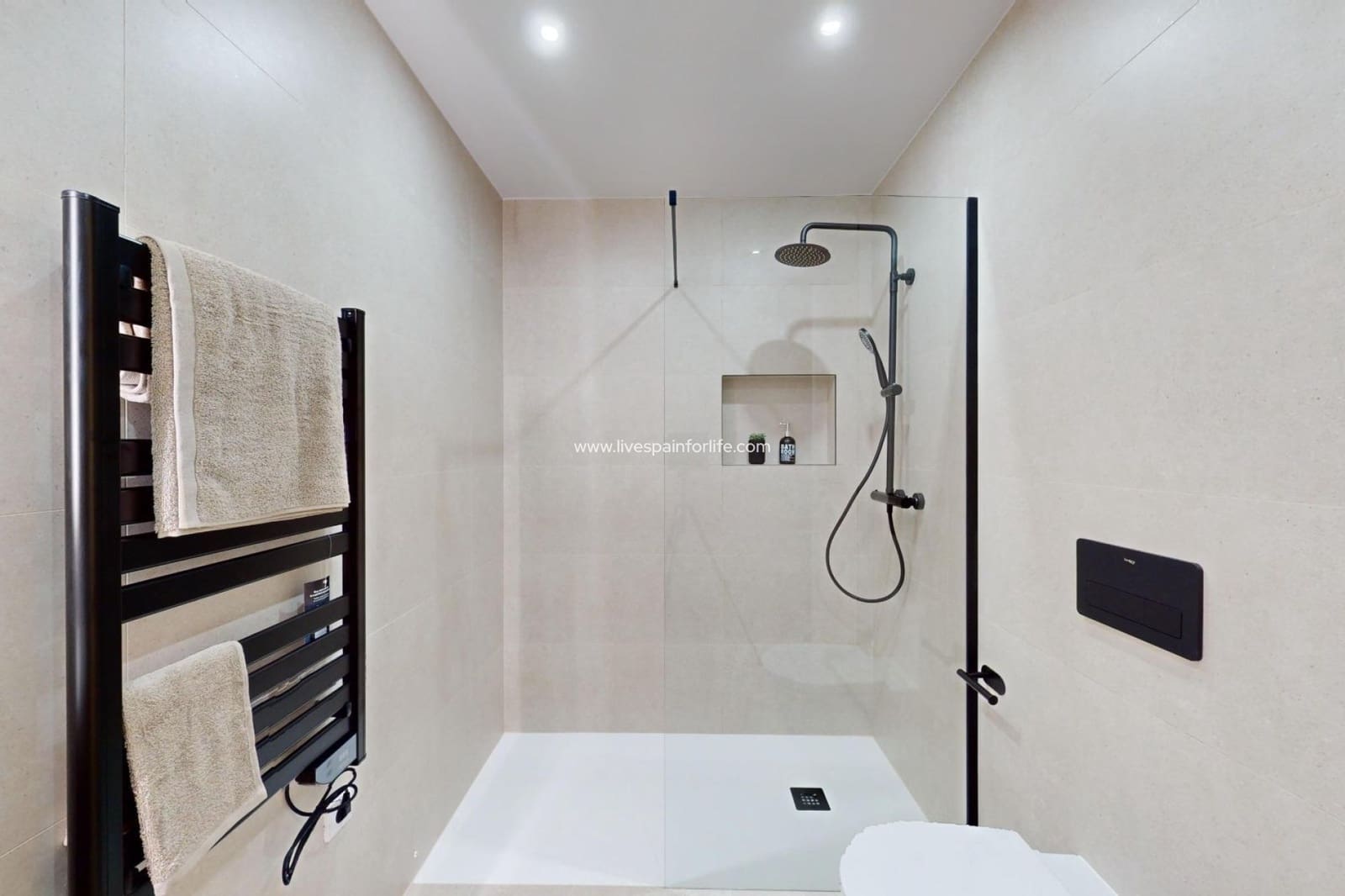 2 sypialnia Apartament na sprzedaż w Orihuela Costa z basenem garażem - 399 000 € (Ref: 9664215)