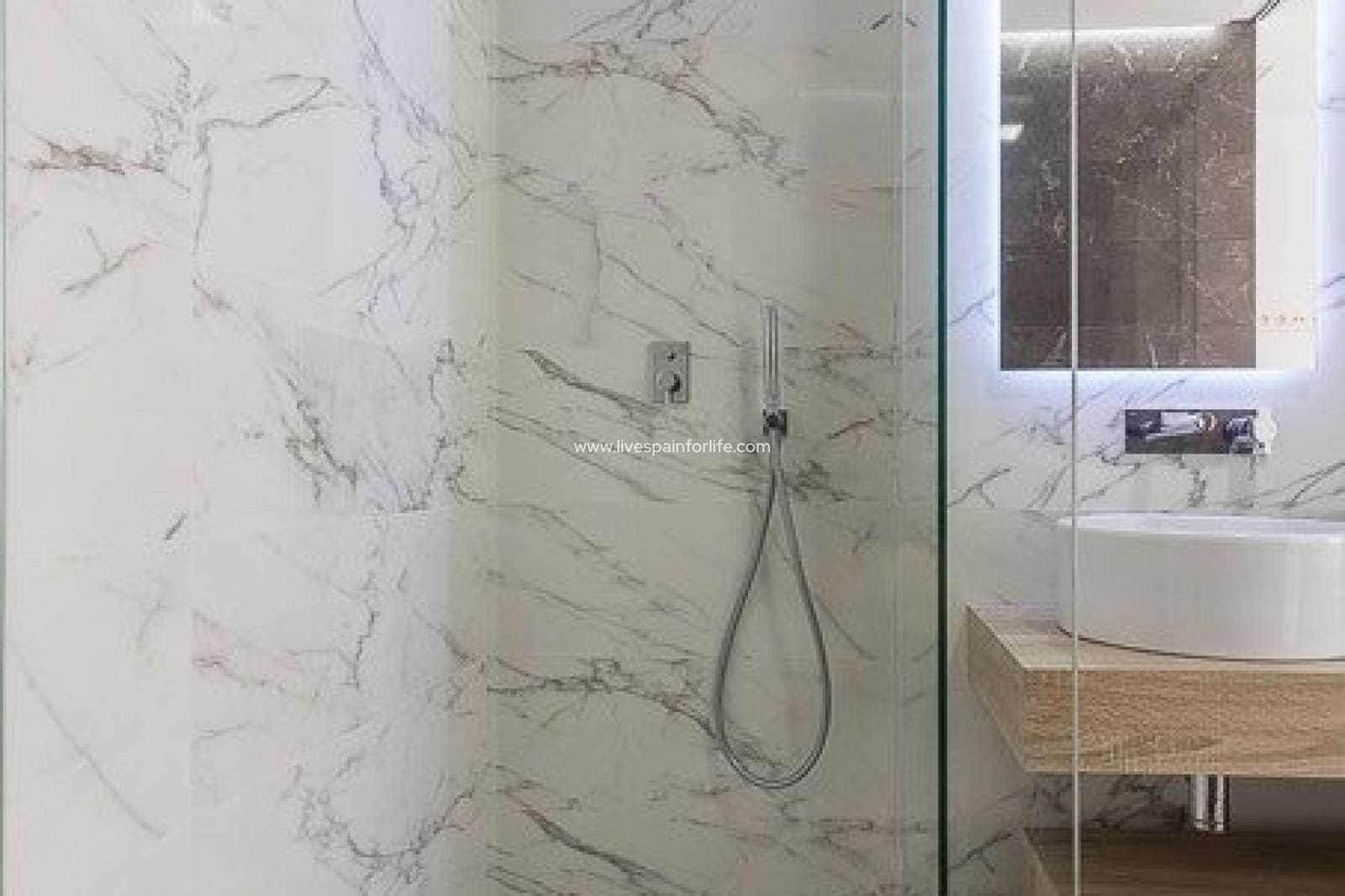 2 sypialnia Bungalow na sprzedaż w Los Balcones z basenem garażem - 340 000 € (Ref: 9664216)