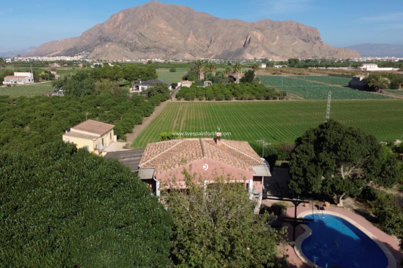 3 soveværelse Finca/Landehus til salg i San Bartolome med swimmingpool - € 379.950 (Ref: 9664229)