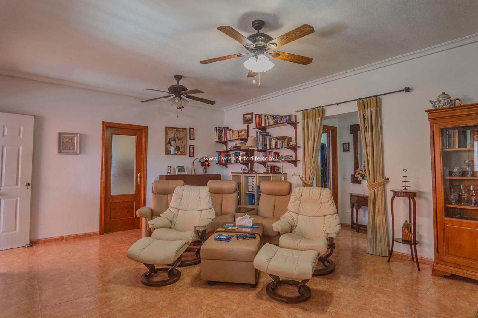 3 soveværelse Finca/Landehus til salg i San Bartolome med swimmingpool - € 379.950 (Ref: 9664229)