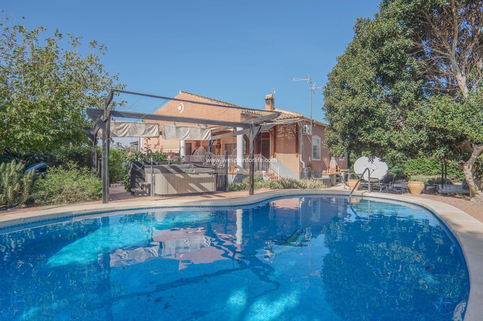 3 soveværelse Finca/Landehus til salg i San Bartolome med swimmingpool - € 379.950 (Ref: 9664229)