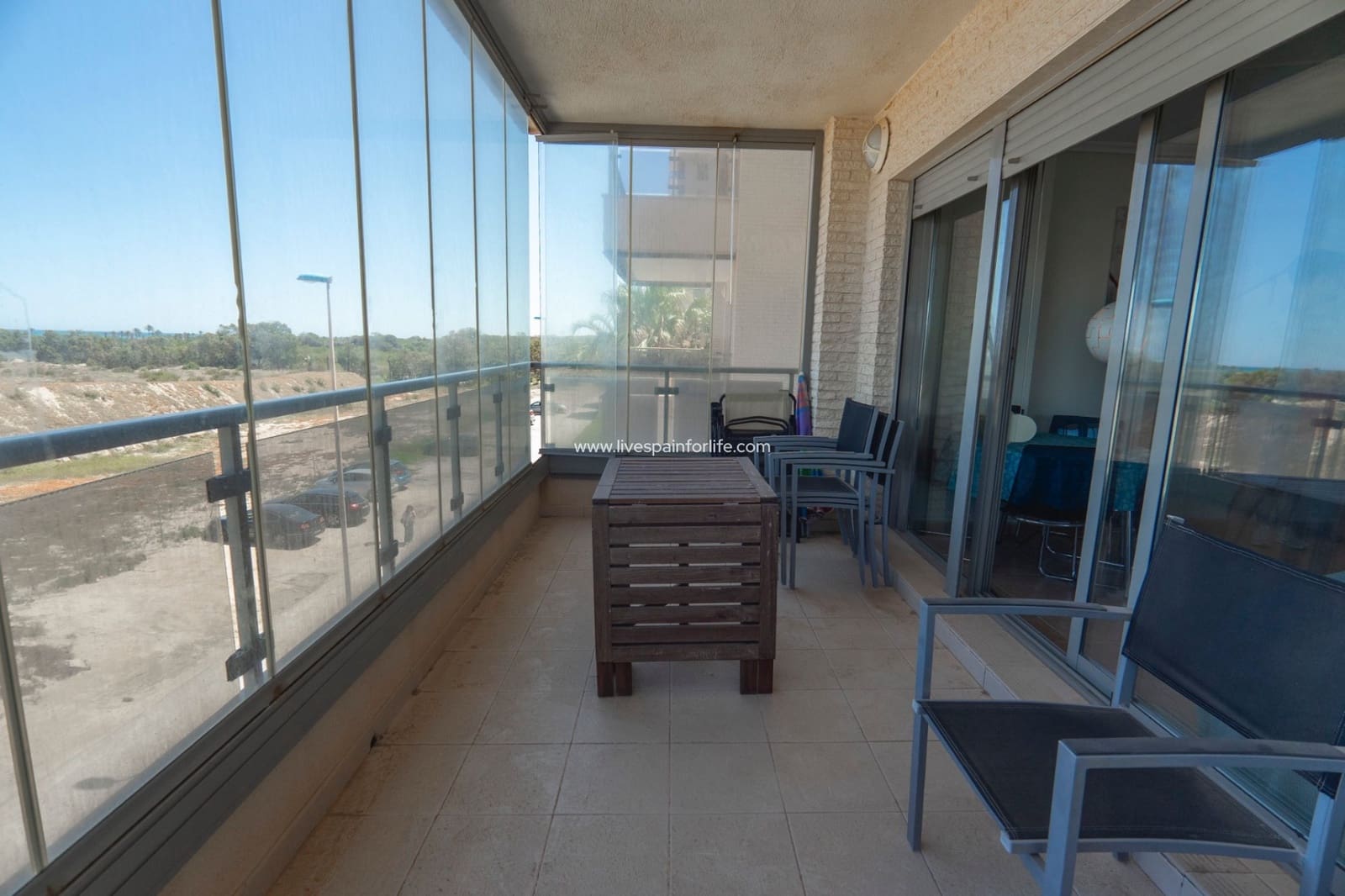 Apartamento de 3 habitaciones en Guardamar del Segura en venta con piscina - 340.000 € (Ref: 9664231)