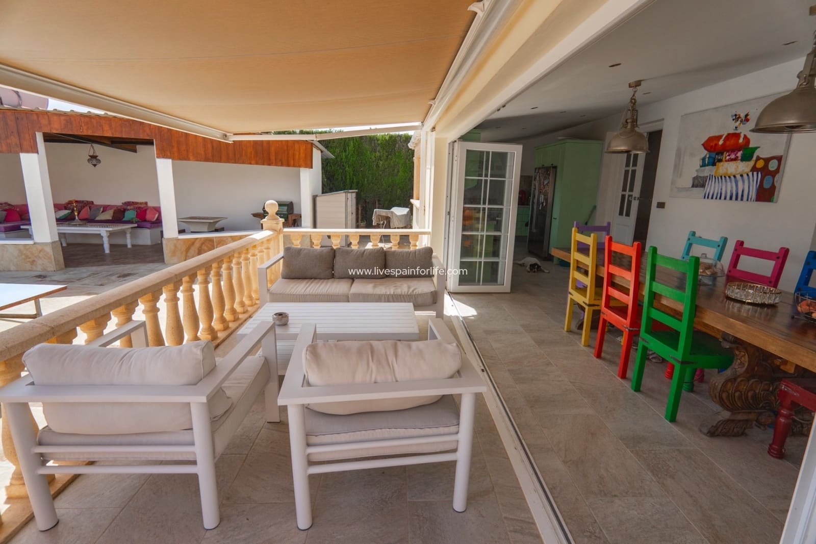 6 bedroom Villa for sale in Heredades with pool - € 595,000 (Ref: 9664232)