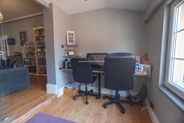 6 bedroom Villa for sale in Heredades, Almoradí with pool - € 595,000 (Ref: 9664232)