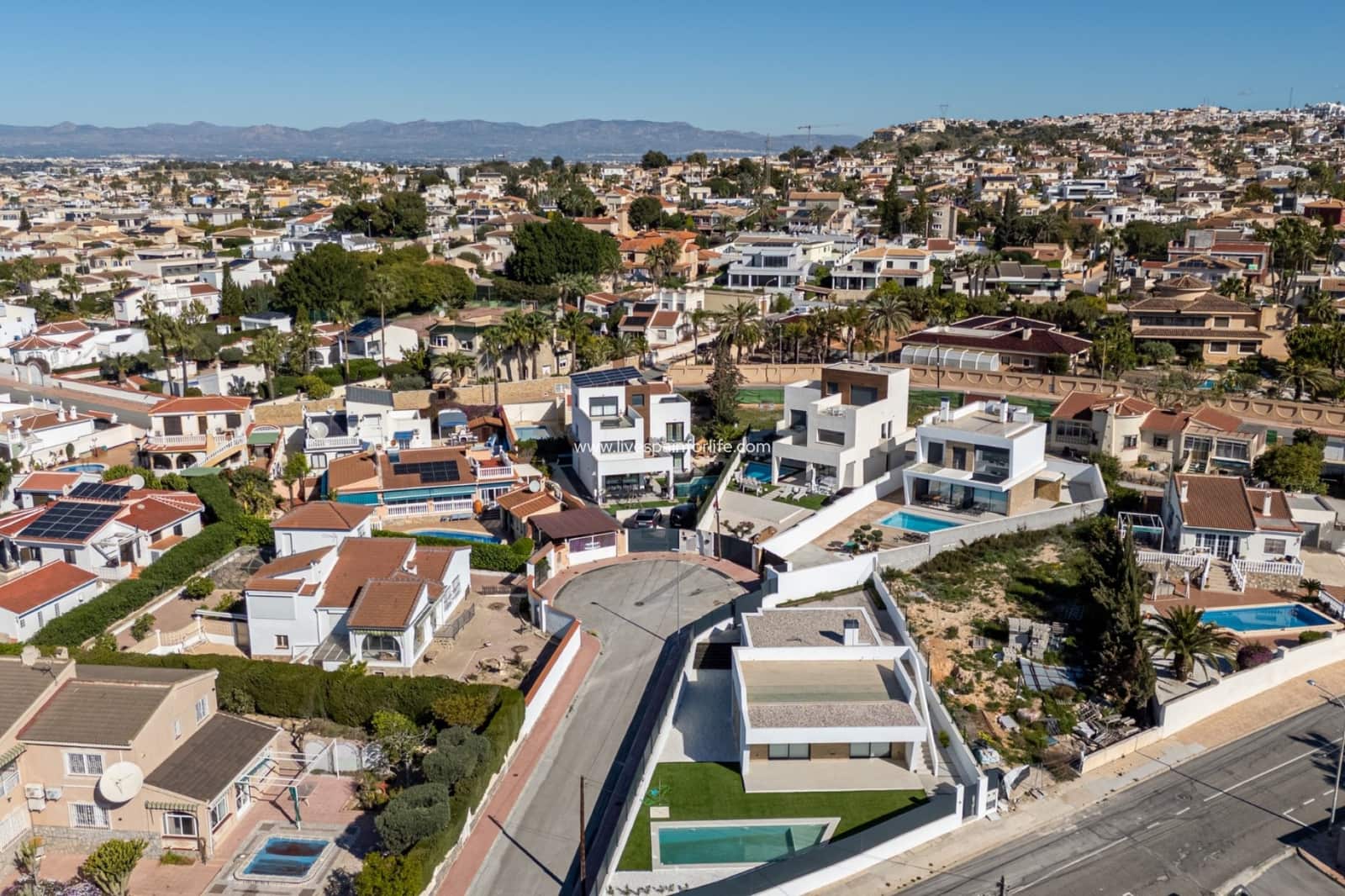 4 Zimmer Villa zu verkaufen in Ciudad Quesada mit Pool - 699.000 € (Ref: 9664234)