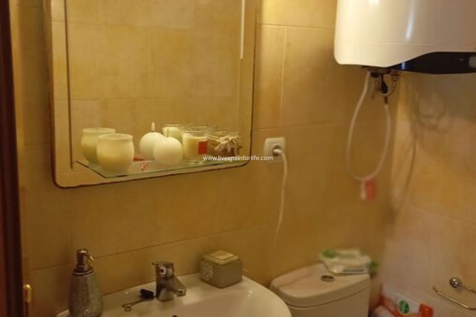 Casa de 2 habitaciones en Catral en venta con piscina - 159.995 € (Ref: 9664238)