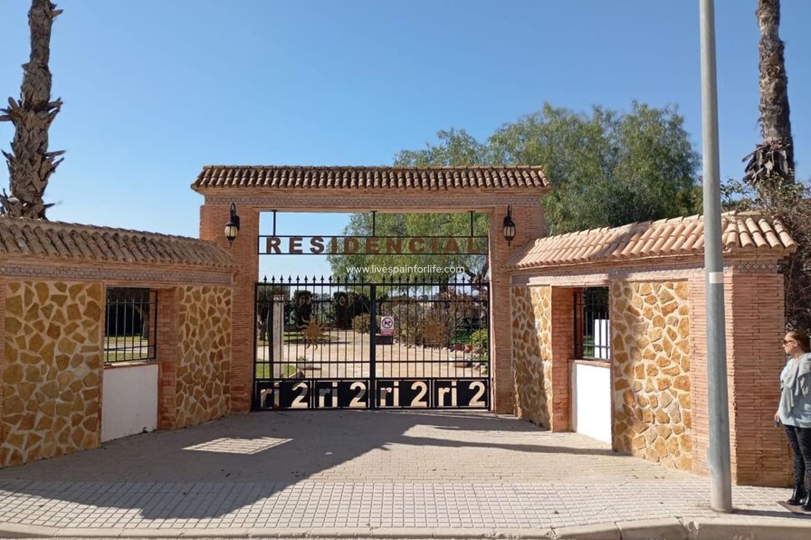 Casa de 2 habitaciones en Catral en venta con piscina - 159.995 € (Ref: 9664238)