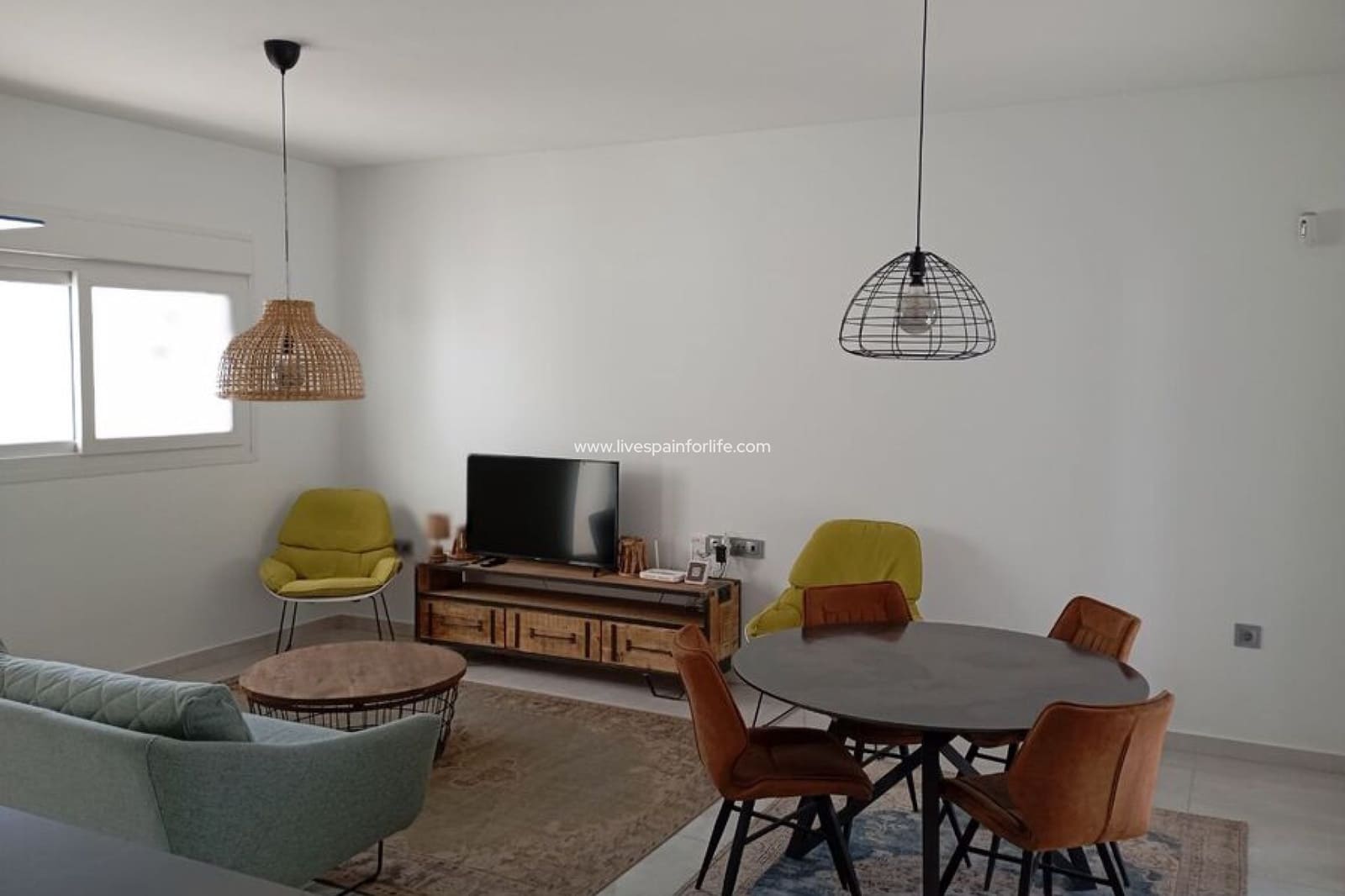 Chalet de 3 habitaciones en Daya Vieja en venta con piscina - 295.000 € (Ref: 9664239)