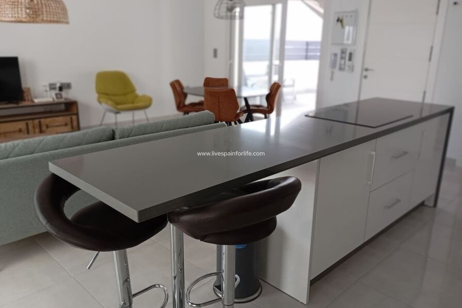 Chalet de 3 habitaciones en Daya Vieja en venta con piscina - 295.000 € (Ref: 9664239)