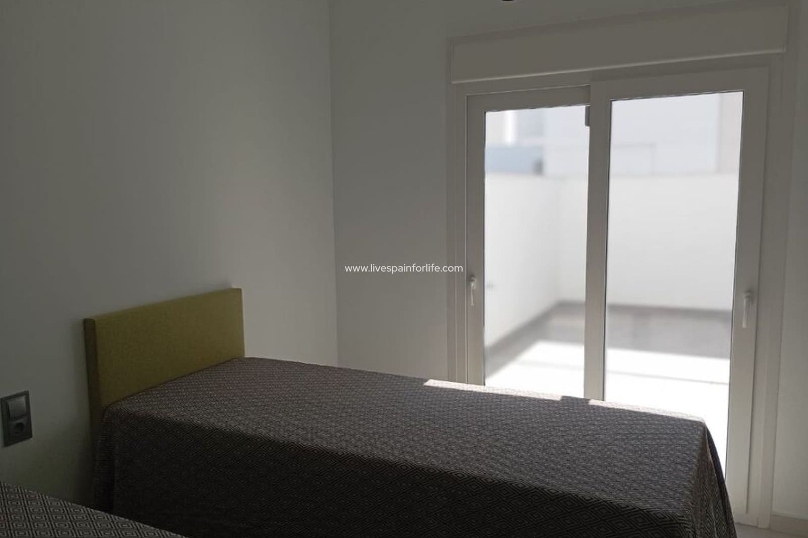 Chalet de 3 habitaciones en Daya Vieja en venta con piscina - 295.000 € (Ref: 9664239)