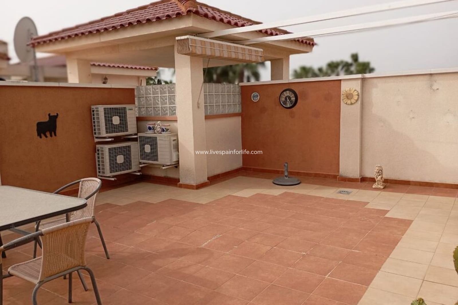 Apartamento de 2 habitaciones en Daya Vieja en venta con piscina - 152.100 € (Ref: 9664240)