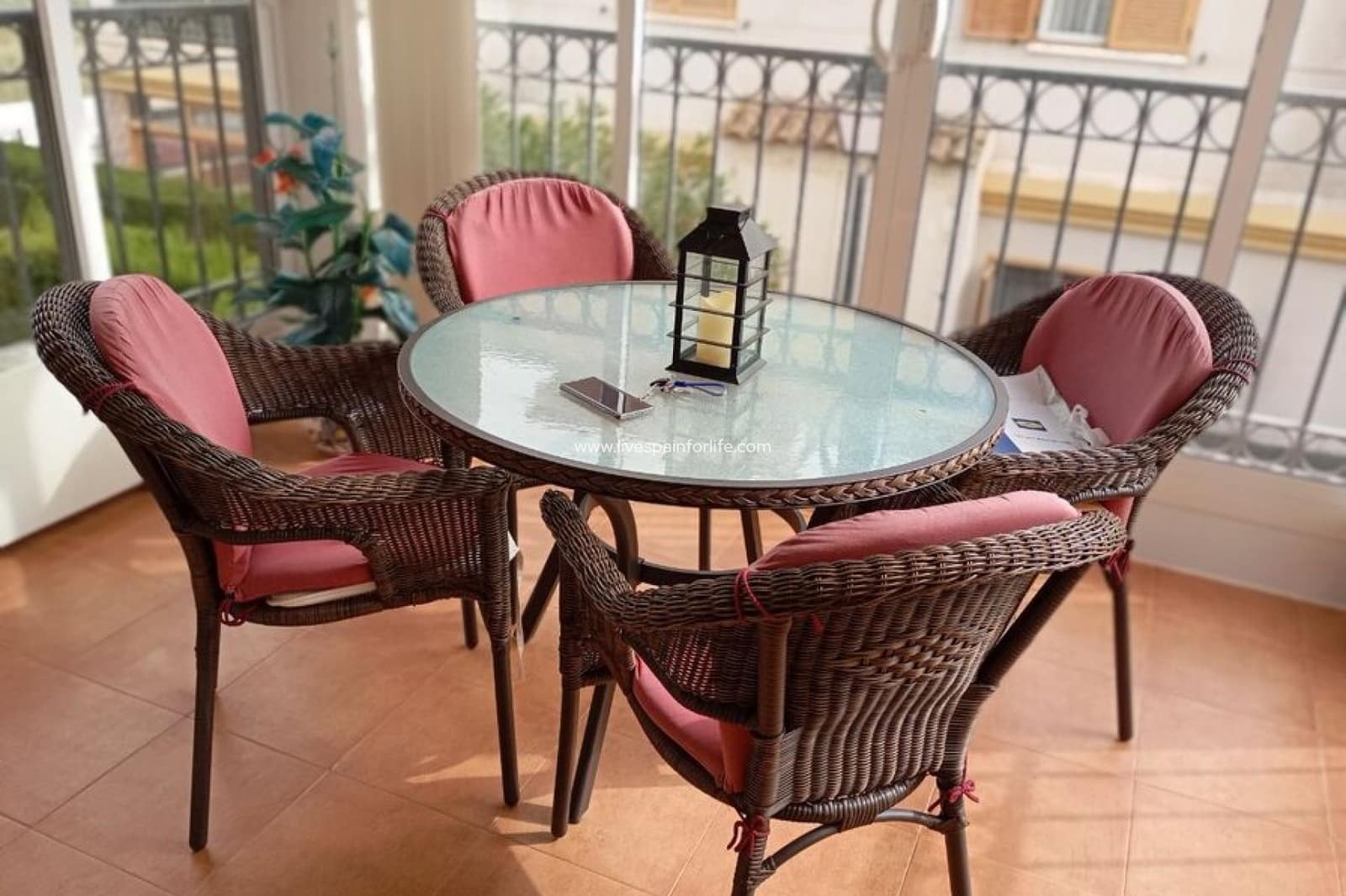 Apartamento de 2 habitaciones en Daya Vieja en venta con piscina - 152.100 € (Ref: 9664240)